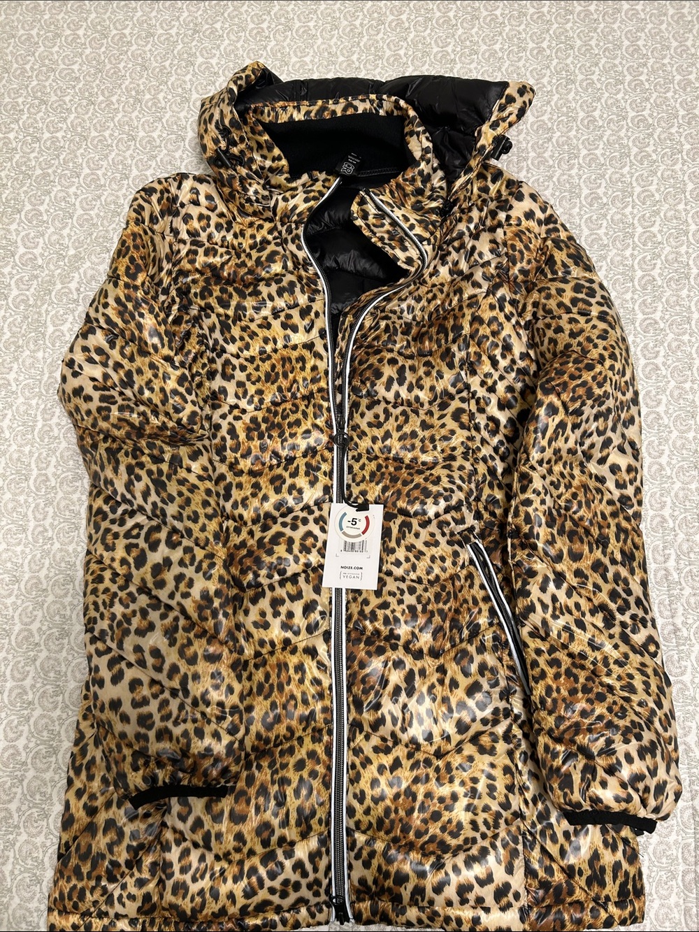 Noize Leopard Print Puffer Jacket - Black & Tan